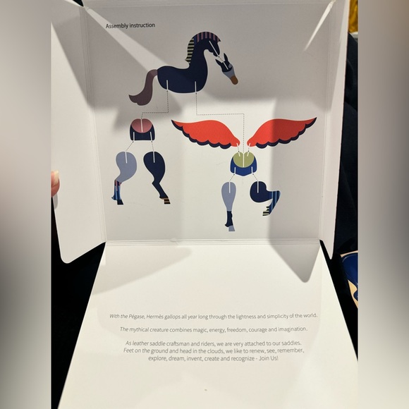 Hermes puzzle- pegasus - Picture 2 of 5